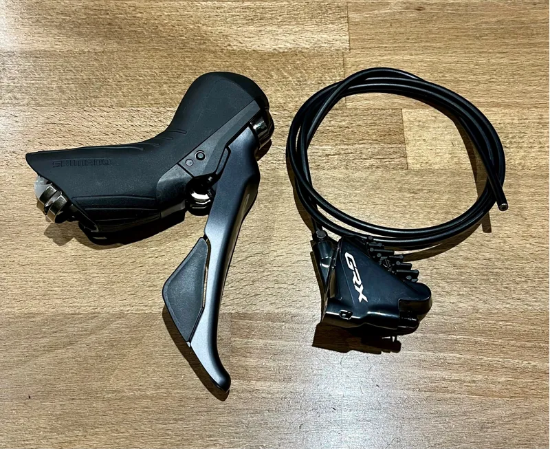 ST-RX810 GRX 11-speed STI  with BR-RX810 flat mount caliper