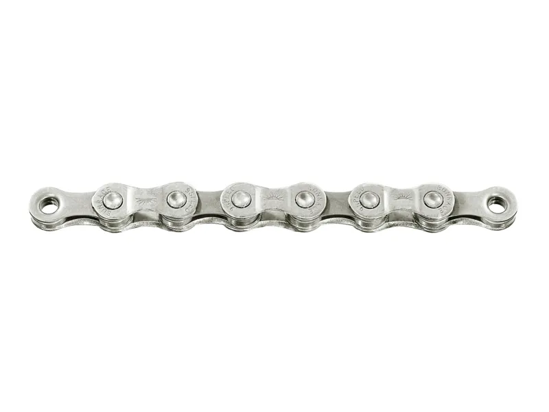 Sunrace and Sturmey Archer 9 Speed 116L Chain in Silver