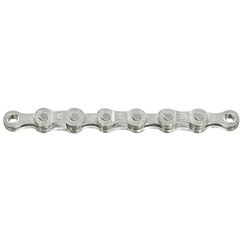Sunrace and Sturmey Archer 8 Speed 138L E-Bike Chain in Silver