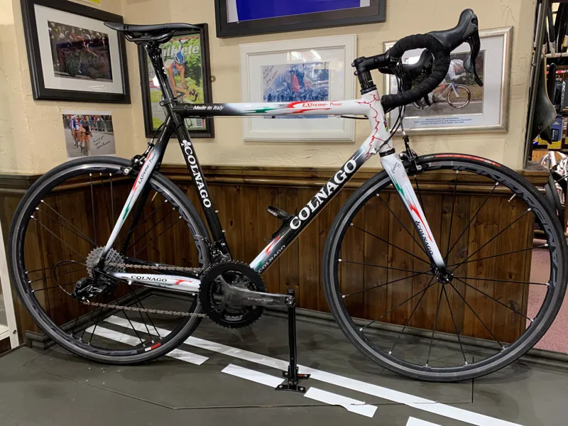 Pre-Owned Colnago Extreme Power with Chorus 12 speed 58cm in White