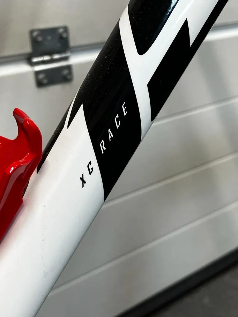 Whyte 19 XC Race Hardtail MTB in Black and White-1