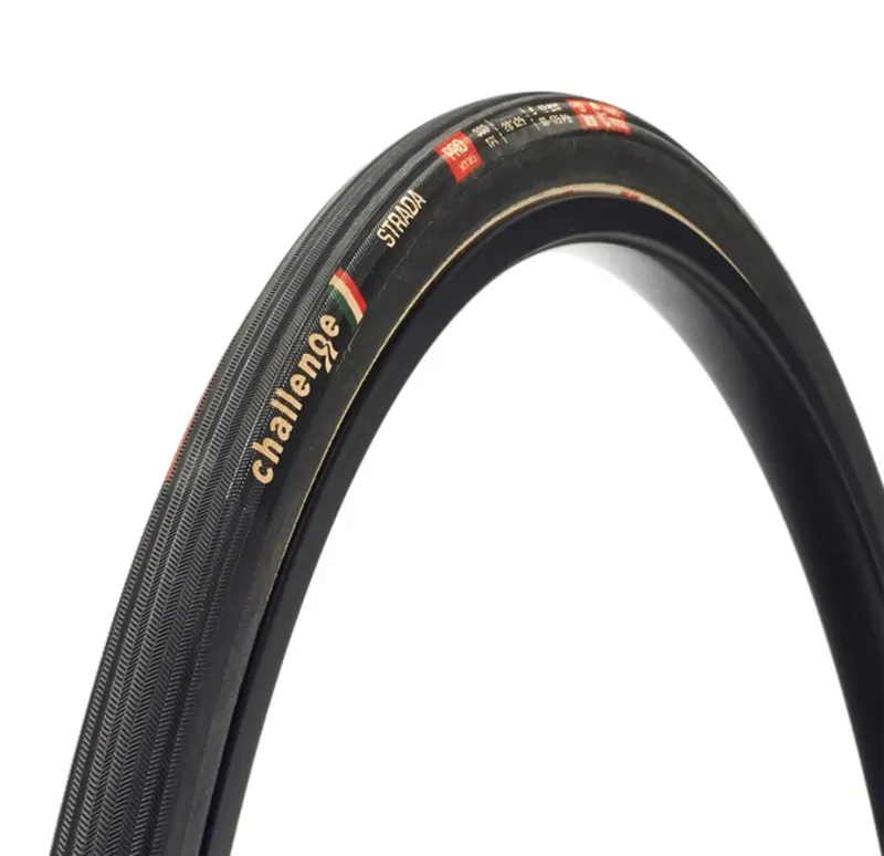 Challenge Strada Handmade Pro Tubular Road Tyre in Black 300tpi 700x25