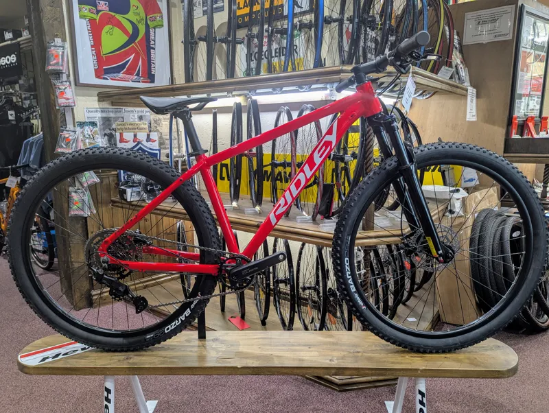 2025 Ridley Blast A9 Shimano Cues 1x9 Medium in Red