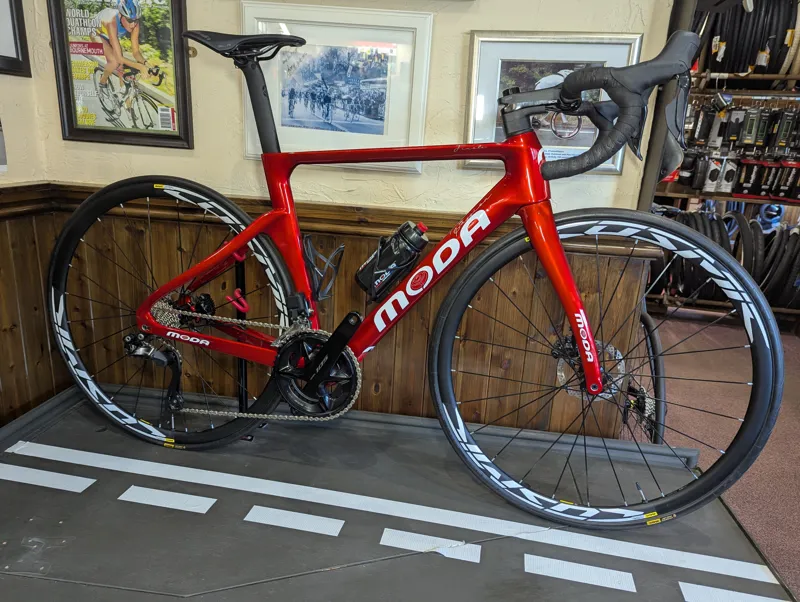 Moda Finale Disc Brake Road Bike Small in Ruby Red-1