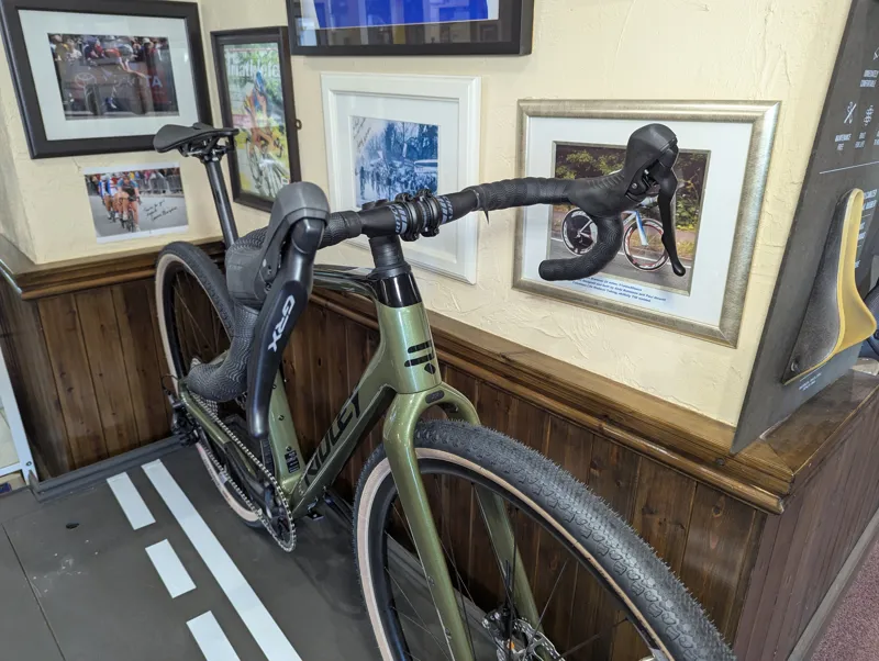 Ridley Kanzo Adventure GRX600 Small in Black and Army Green-3