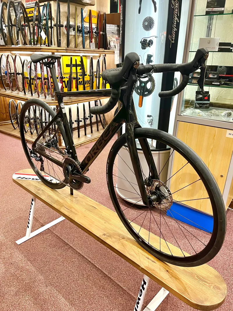 Orbea Orca M20 Team Road Bike 53 inch in Titan Gloss-2