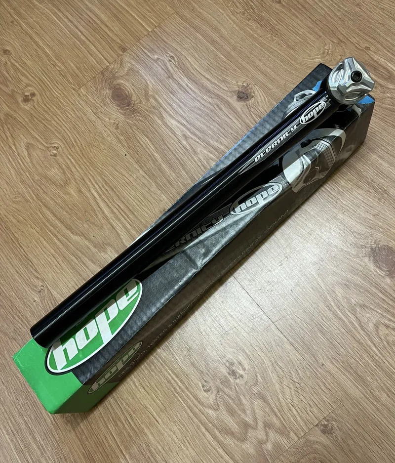 Hope Eternity aluminium seatpost 27.2-3