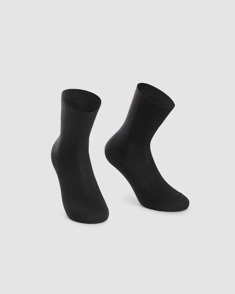 Assos GT Socks in Black-1